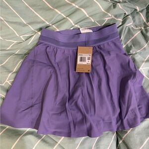 Nike Women's Purple Athletic tennis Skirt with Built-in Shorts NWT size XS